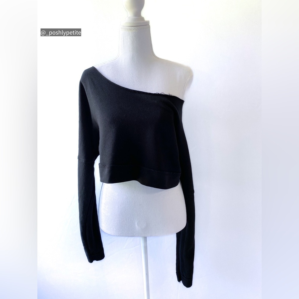 Forever 21 XS athletic pullover boatneck open back long sleeve crop top